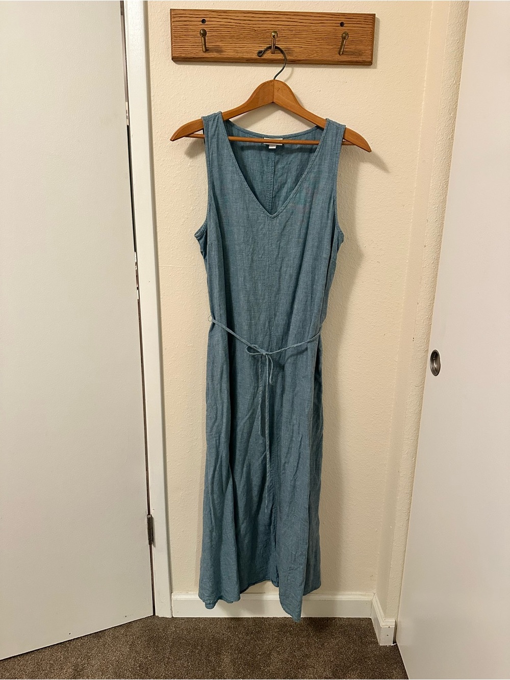 Linen + Cotton J. Jill Sleeveless V-Neck Maxi Dress in Teal
